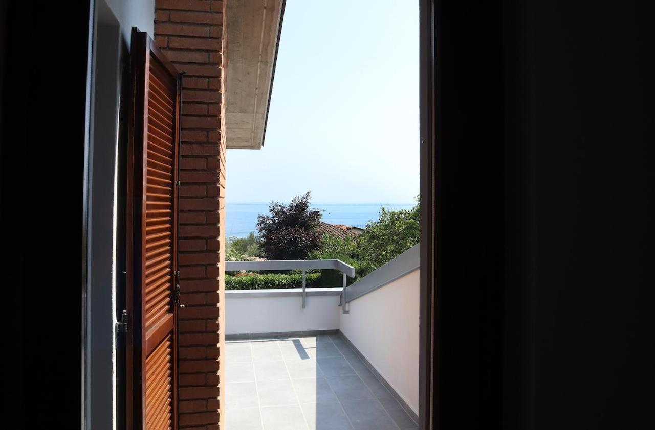 Villa Al Porto Moniga del Garda Eksteriør bilde